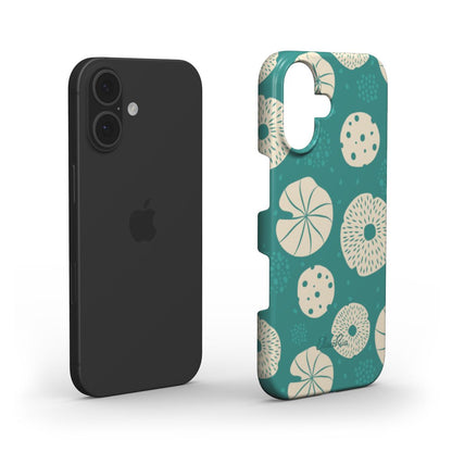 Layer view of the Snap Case showing sleek design and precise cutouts